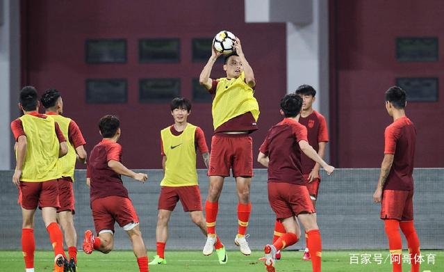 包含九游欢乐官方网站:老将郜林转型解说“语出惊人”，球迷：这解说比比赛还精彩！的词条