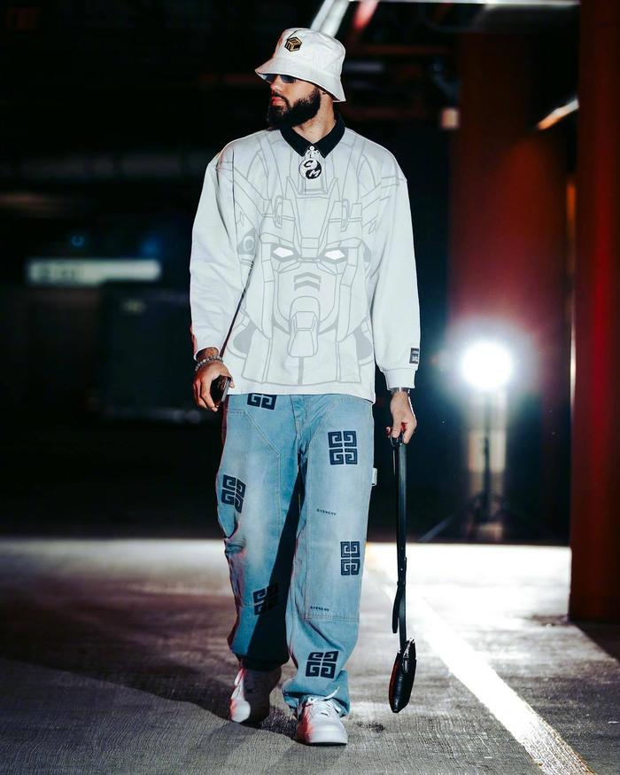 九游欢乐APP:NBA球星的时尚穿搭：如何引领潮流，展现个性？的简单介绍