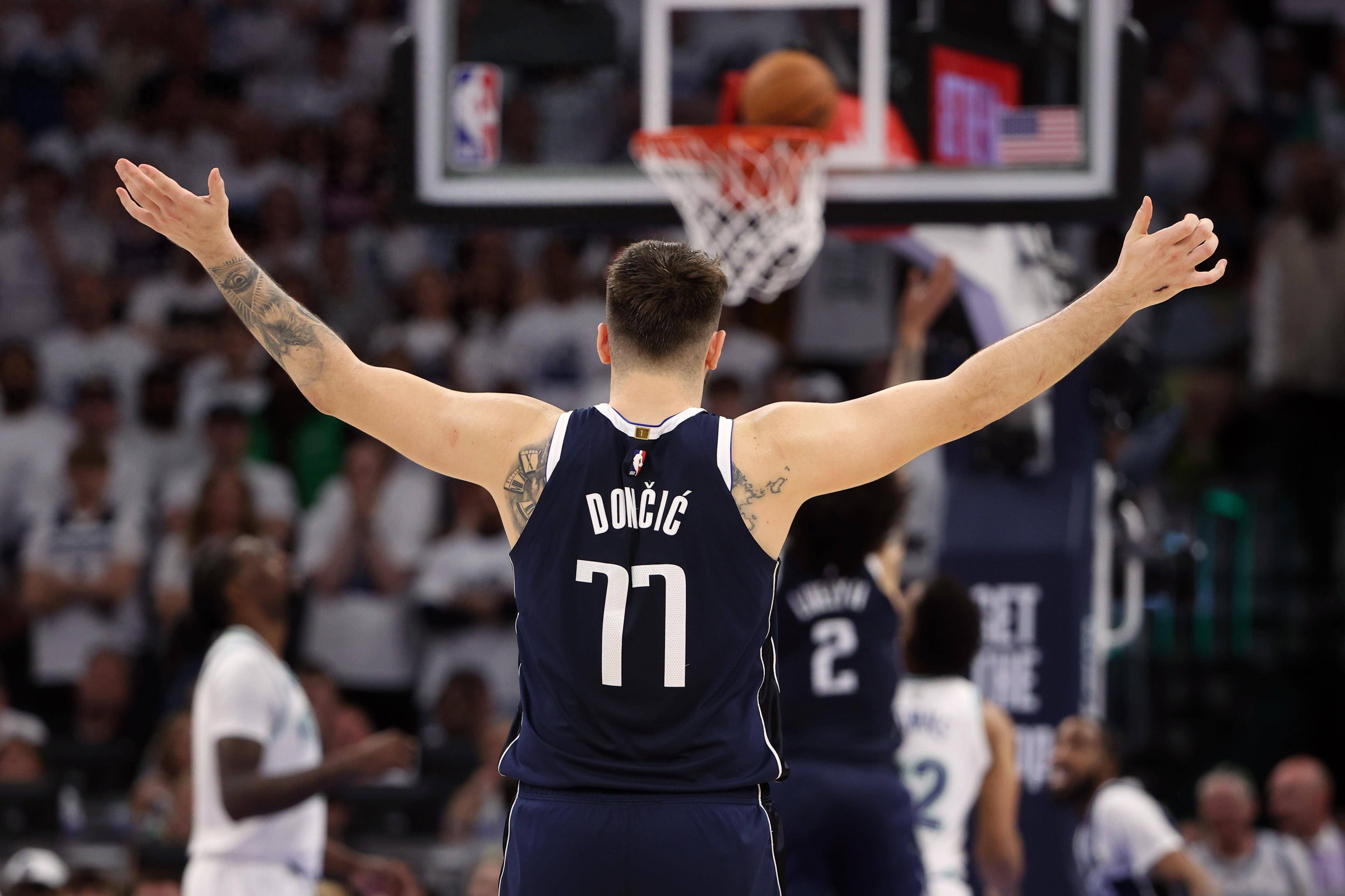 九游欢乐APP：NBA球星自传：讲述诺维茨基的传奇生涯的简单介绍