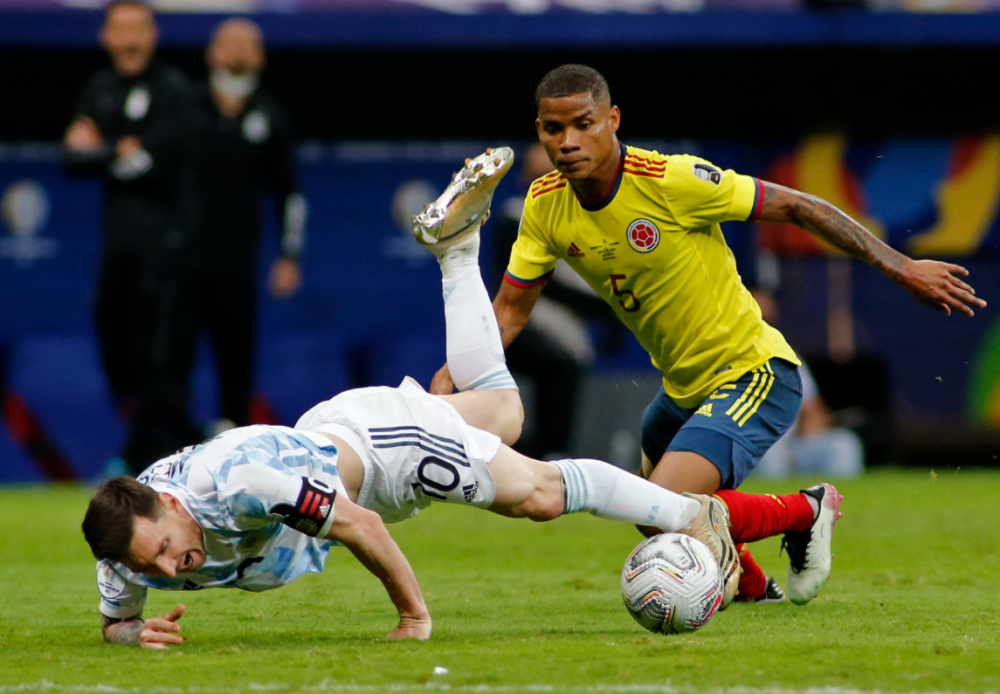 关于九游欢乐官方网站:韩佳奇：在比赛中扑出点球，力保球门不失的信息