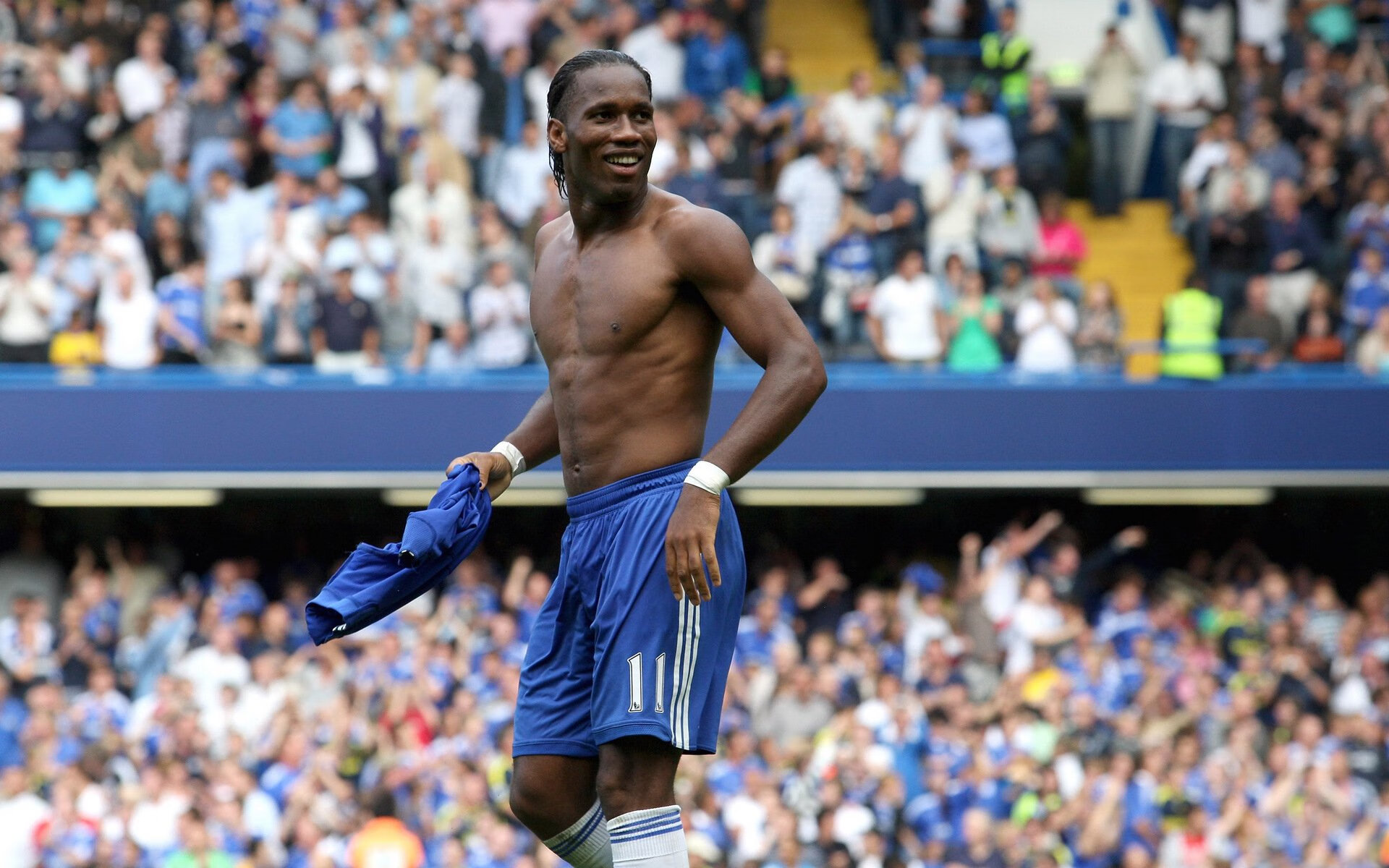 九游官方app下载-各国球迷齐聚欧冠赛场，激情四溢，各国欧冠名额分配