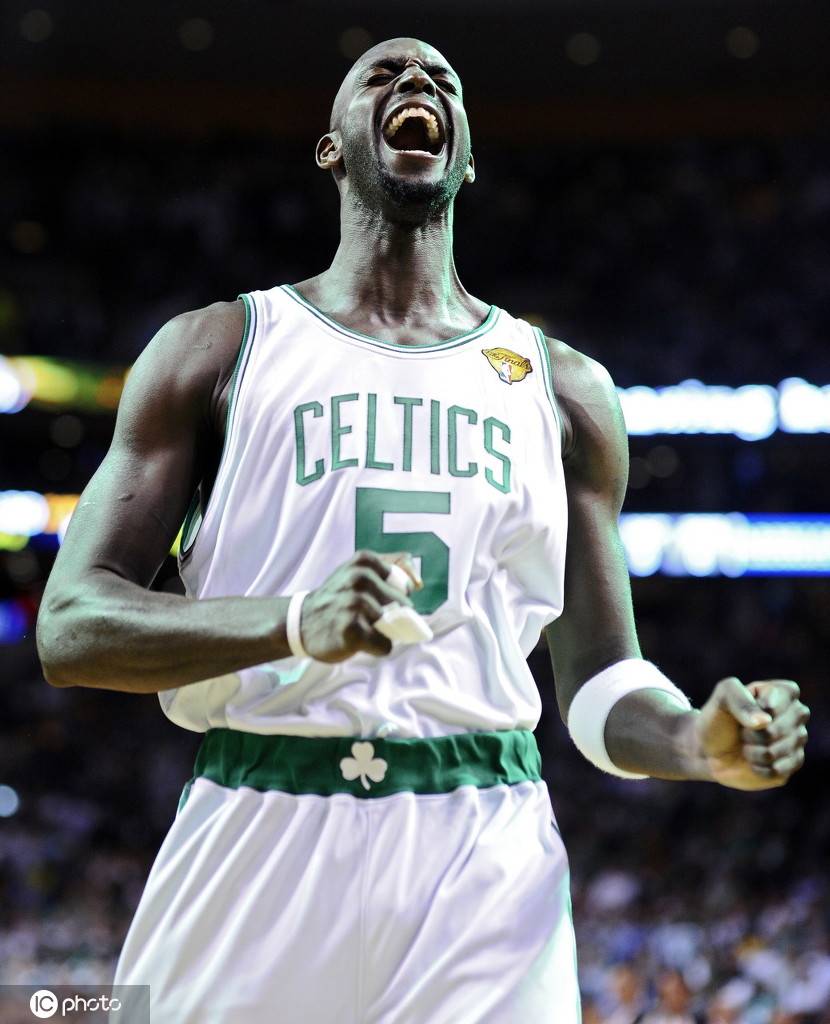 关于九游欢乐APP：NBA球星自传：讲述加内特的篮球生涯的信息