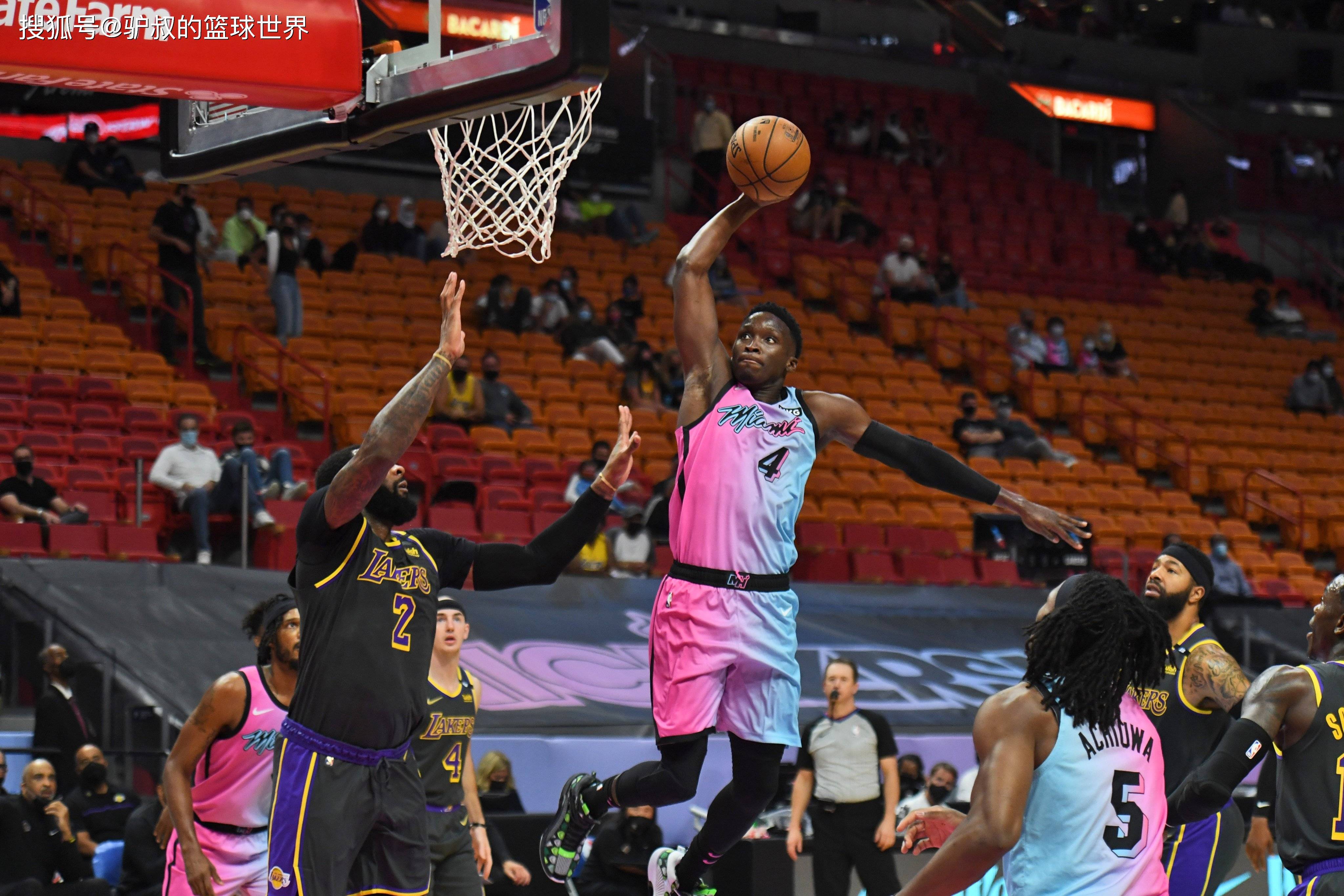 九游欢乐平台:篮球球星的励志故事:用汗水和努力书写传奇人生的简单介绍 九游欢乐平台:篮球球星的励志故事:用汗水和努力书写传奇人生的简单介绍